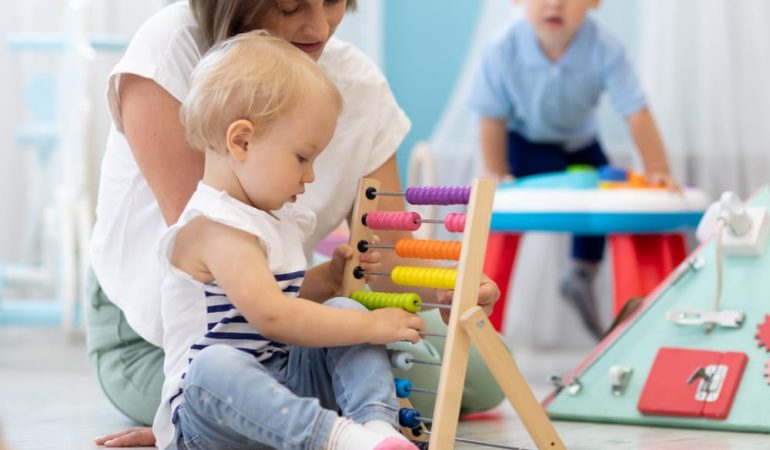 How to Pick the Right Day Care for Your Child?