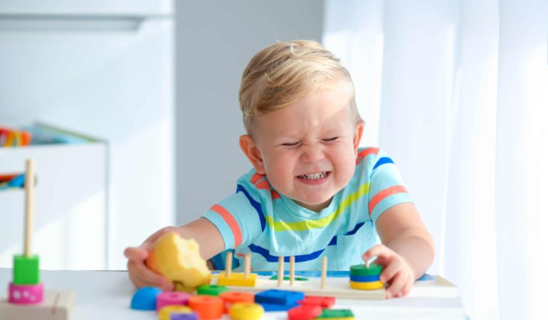 Helping Your Toddler Navigate Their Feelings: Expert Tips for Parents